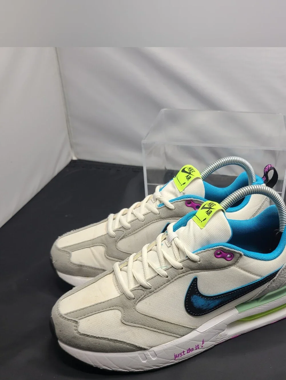 Nike Air Max Dawn Grade School Girls' Casual Shoes kids size 7Y